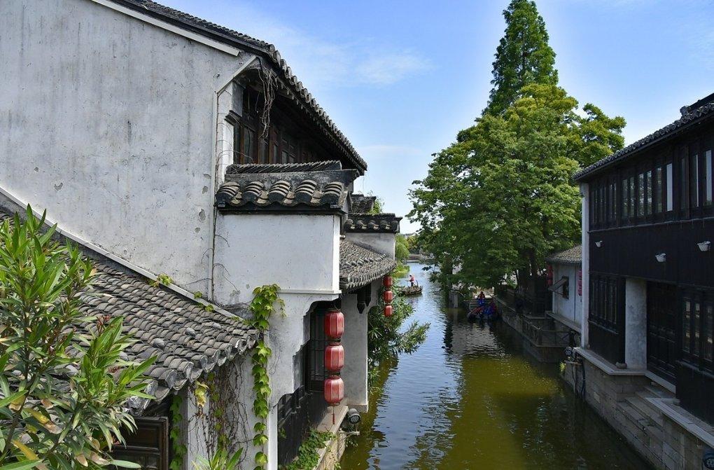 逃离办公室房间